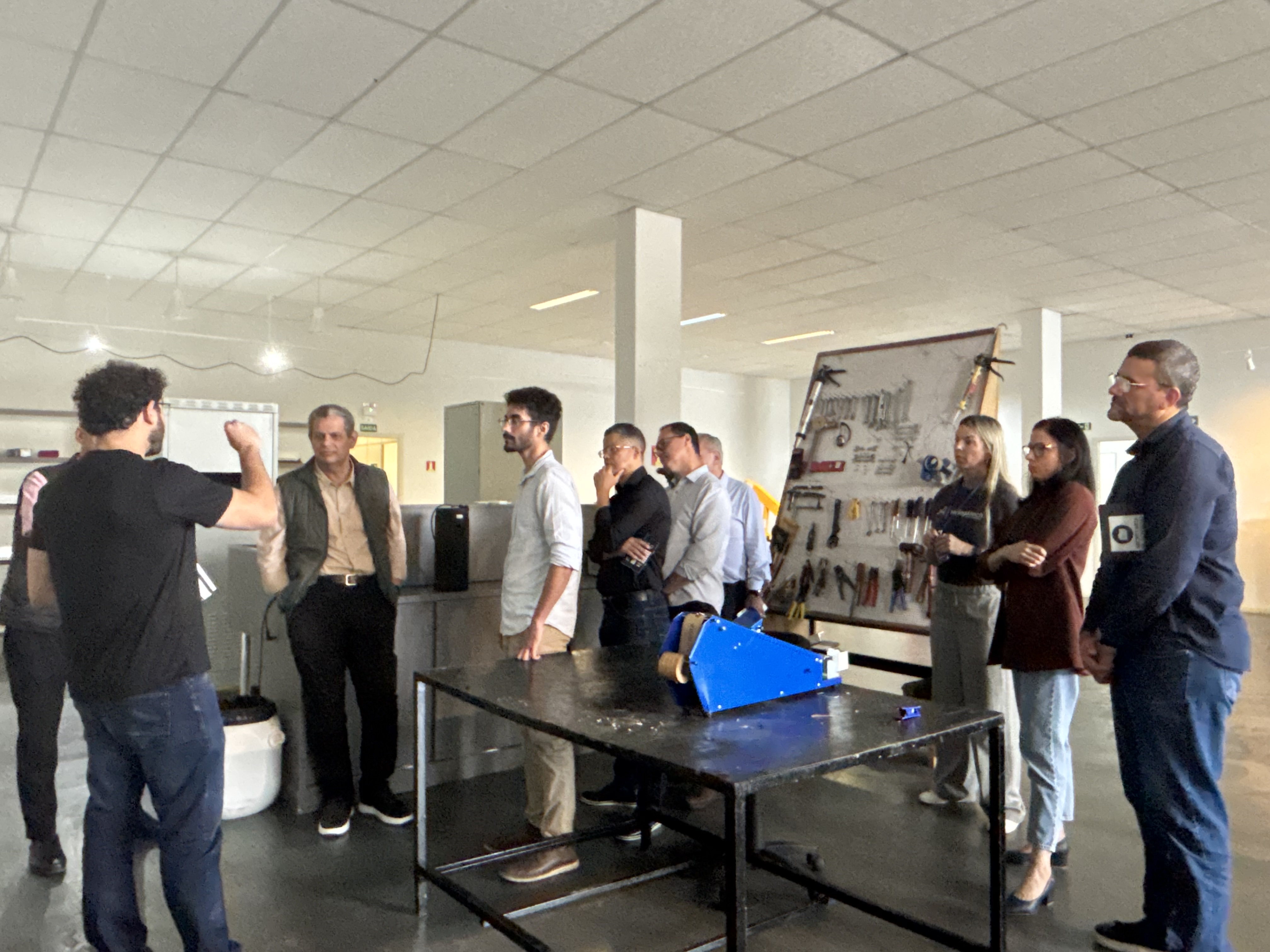 Prefeito Silvio Barros e secretários visitam Maringatech e empresas